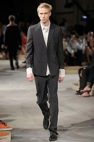 Look 12